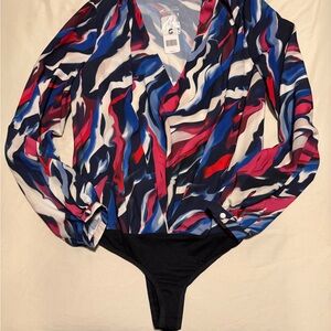 bebe Vibrant Abstract Long Sleeve Bodysuit  NWT
